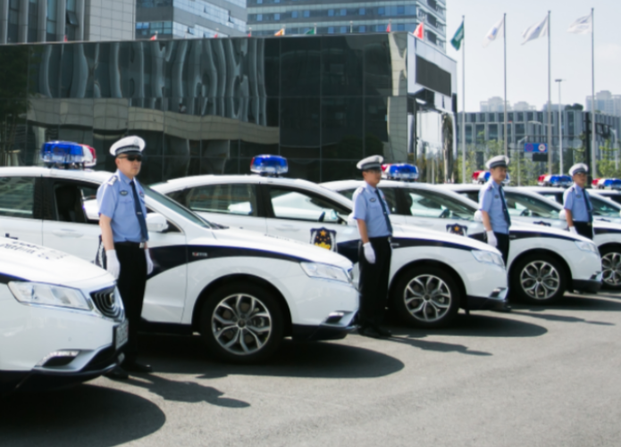 工控機(jī)在警車上的應(yīng)用.png